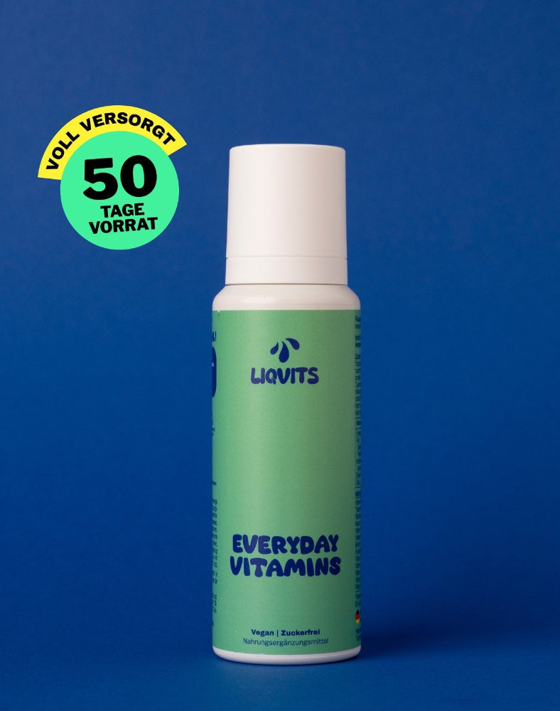LiqVits Everyday Vitamins Flasche geschlossen und Hinweis 50 Tage Vorrat an allen Vitaminen als Nahrungsergänzungsmittel